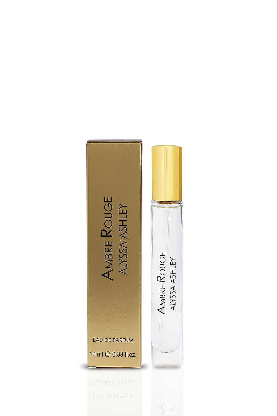 Elegant parfymflaska Alyssa Ashley Ambre Rouge för damer mot vit bakgrund