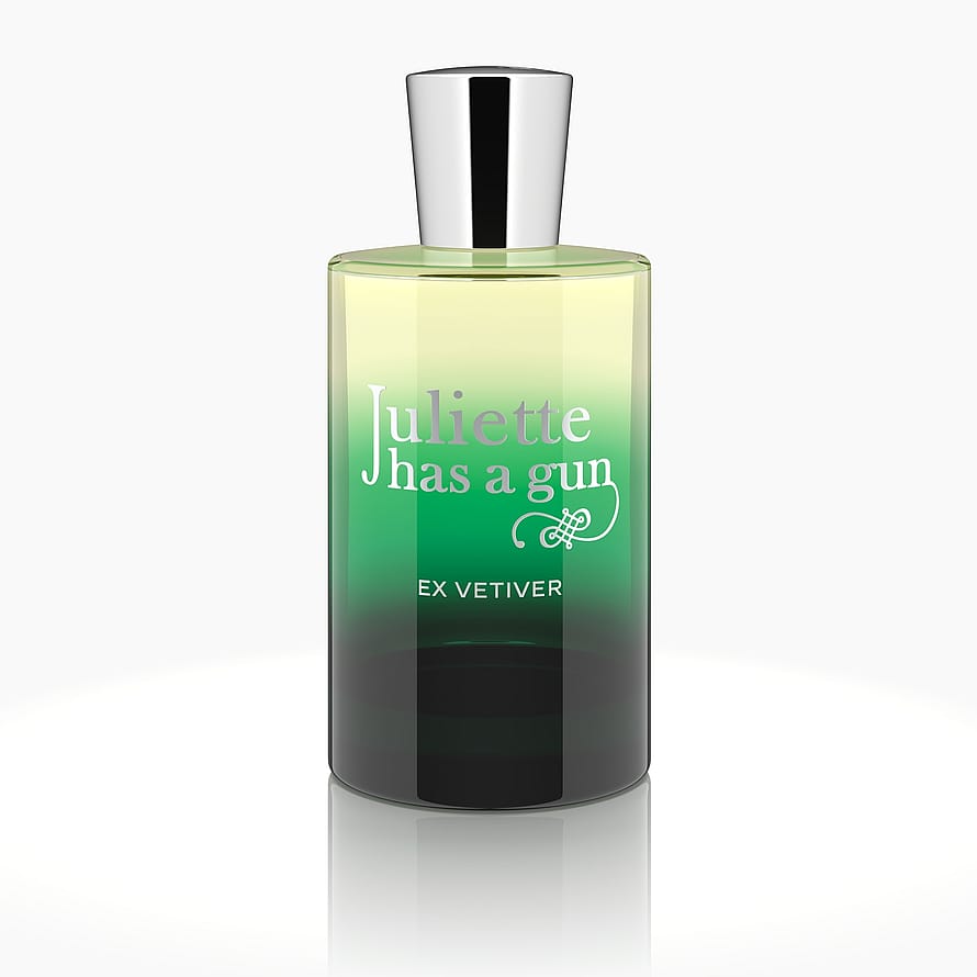 Juliette Has A Gun Ex Vetiver parfymflaska för damer på vit bakgrund